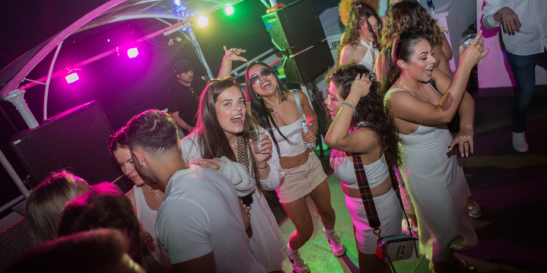 Casino Lac Laemy Fireworks Boat Party 2026 1